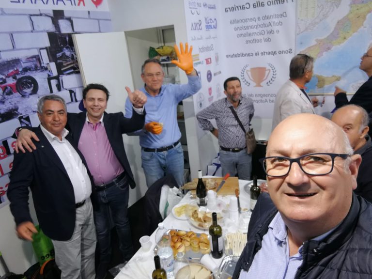 Stand Ricostruire per Riparare Autopromotec 2019