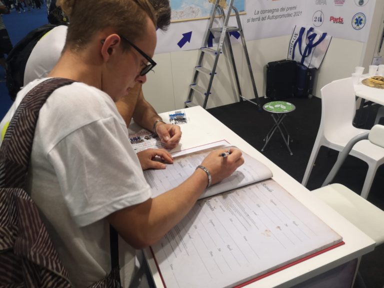 Stand Ricostruire per Riparare Autopromotec 2019